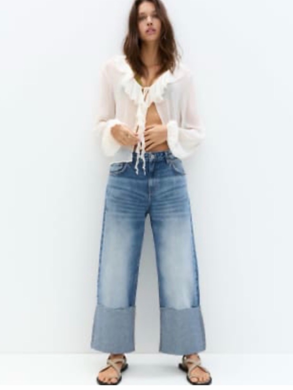 Pull & Bear Cuffed hems straight leg jeans in blue